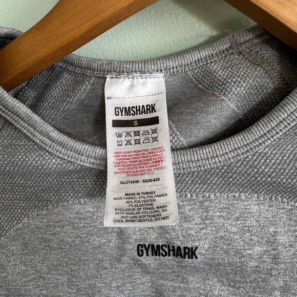 Gymshark top - Picture 2 of 6